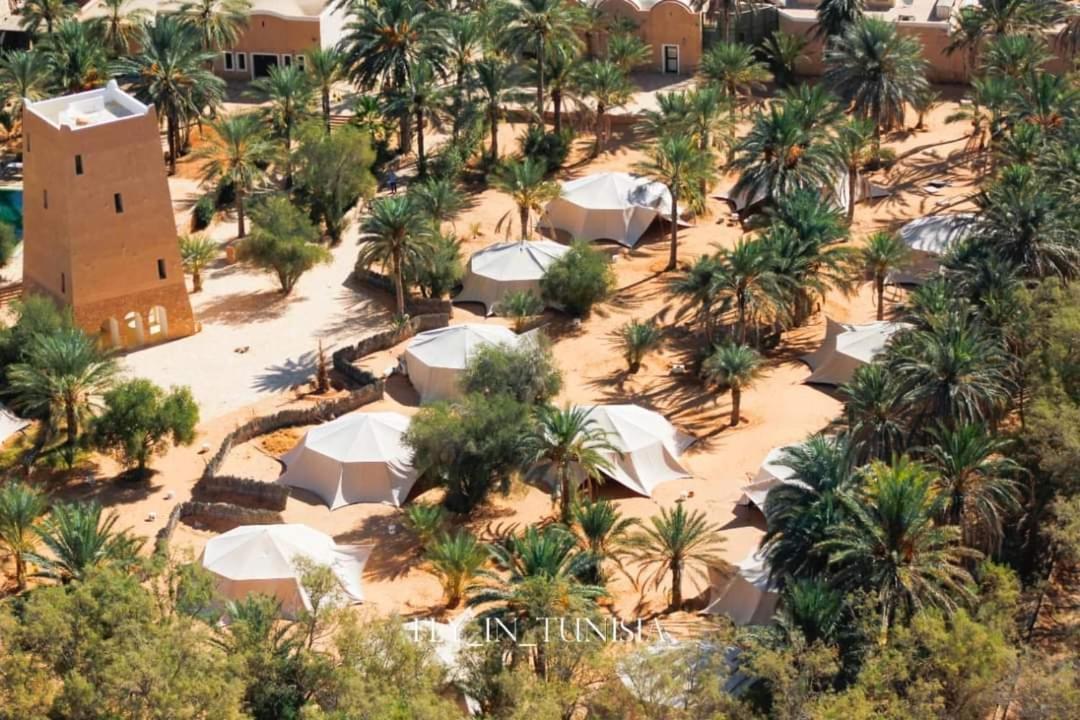 Hotel Pansy Qasr Ghilan Esterno foto